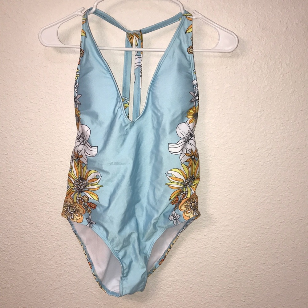 One piece swimsuit NEVER WORN